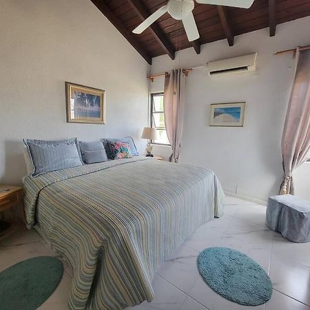 24 Maple Gardens Apartment Bridgetown Luaran gambar