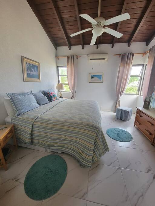 24 Maple Gardens Apartment Bridgetown Luaran gambar